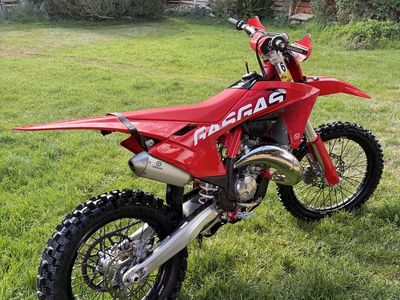 2024 GasGas MC125 LOW HOURS