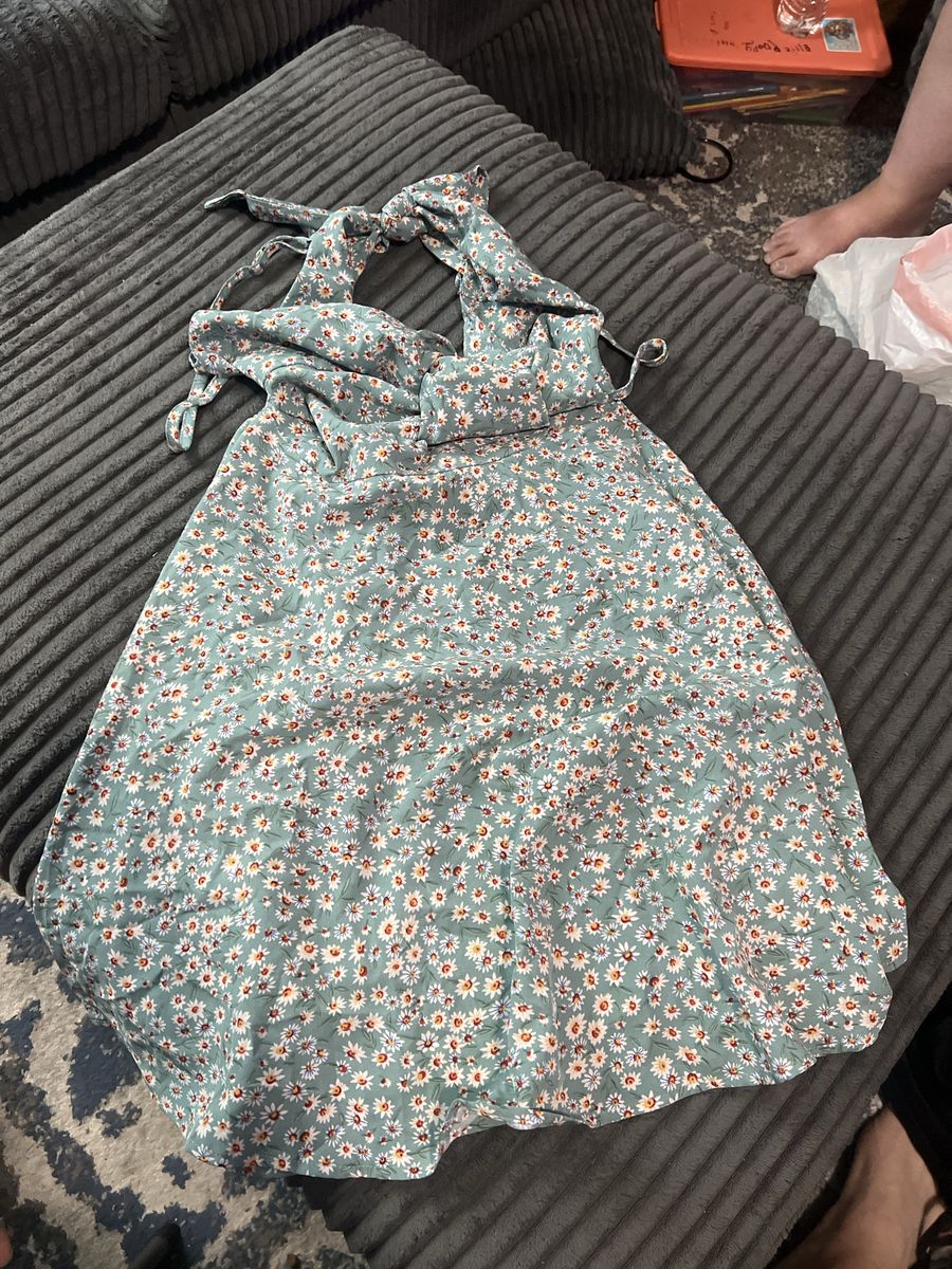 SHEIN Green Floral Halter Neck Dress Size M
