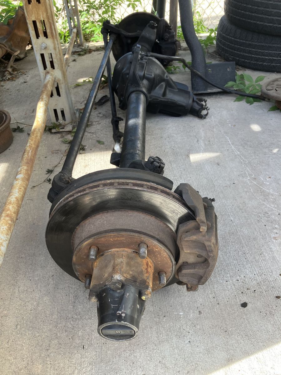 Jeep CJ-7, CJ-5, Scrambler Dana 30 Wide Track ('81.5-'86) Front Axle w/ 3.73 Gears. READY TO RUN!