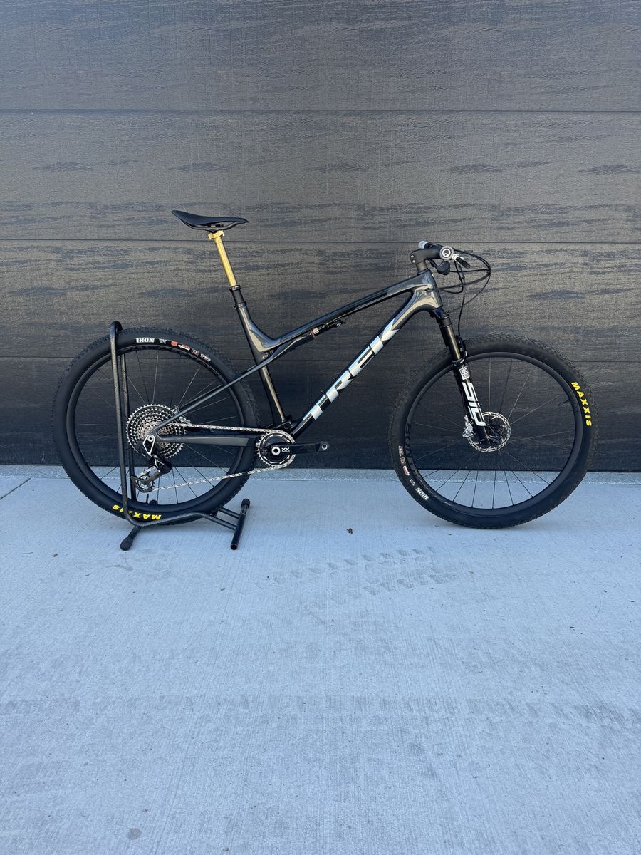 2024 Trek SuperCaliber Gen 2 SLR 9.9 XXSL - X-Large