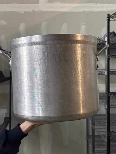 24-Qt. Covered Aluminum Stock Pot