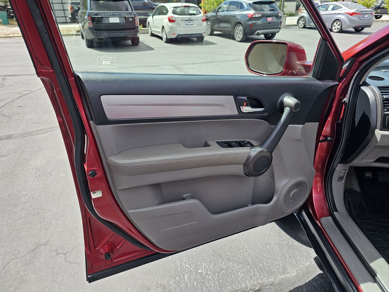 Main image 8