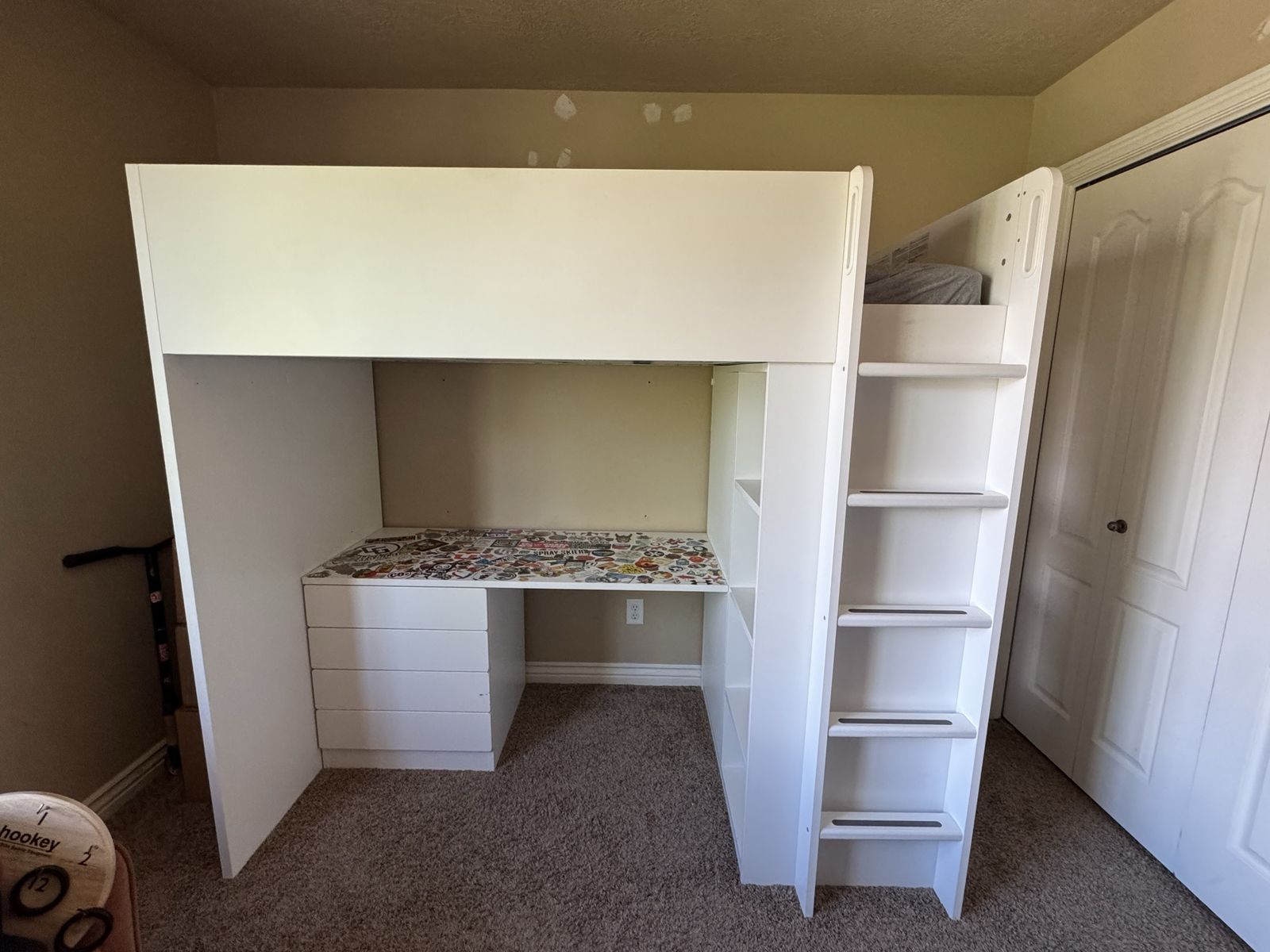 SMASTAD IKEA Loft Bed white With desk