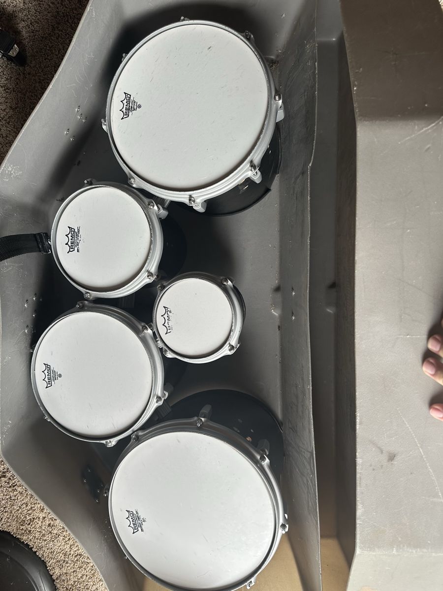 Yamaha Tenor Drum Set with Remo Heads and Case - Used Condition
