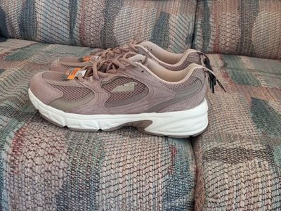 girls shoes