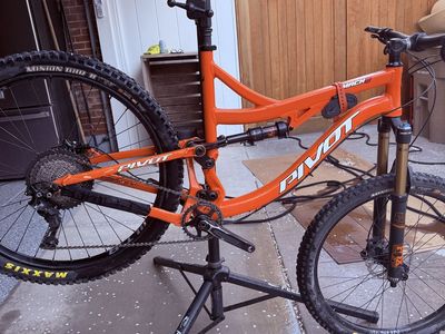 2016 Pivot Mach 6 XL Aluminum