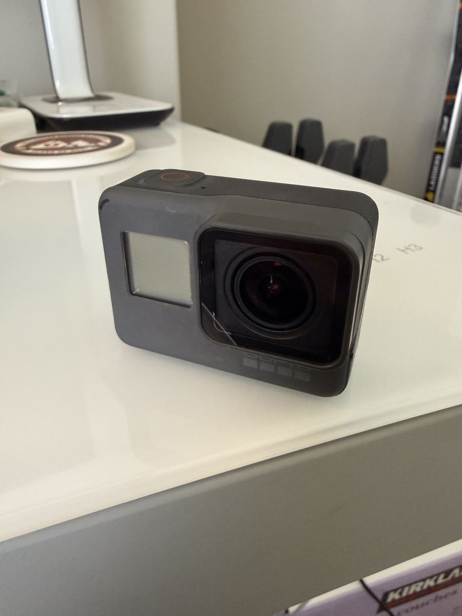 GoPro HERO5 Black Action Camera + 32GB microSD + Mount