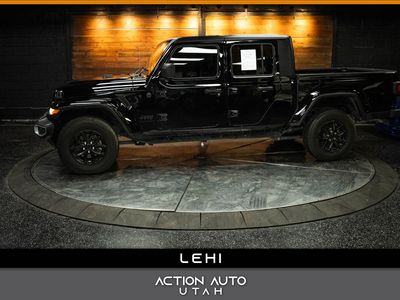 2023 JEEP GLADIATOR Sport S