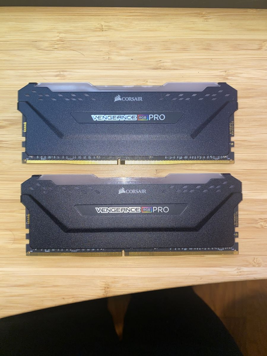 Corsair Vengeance RGB Pro 32GB (2x16GB) DDR4 3200MHz RAM Kit
