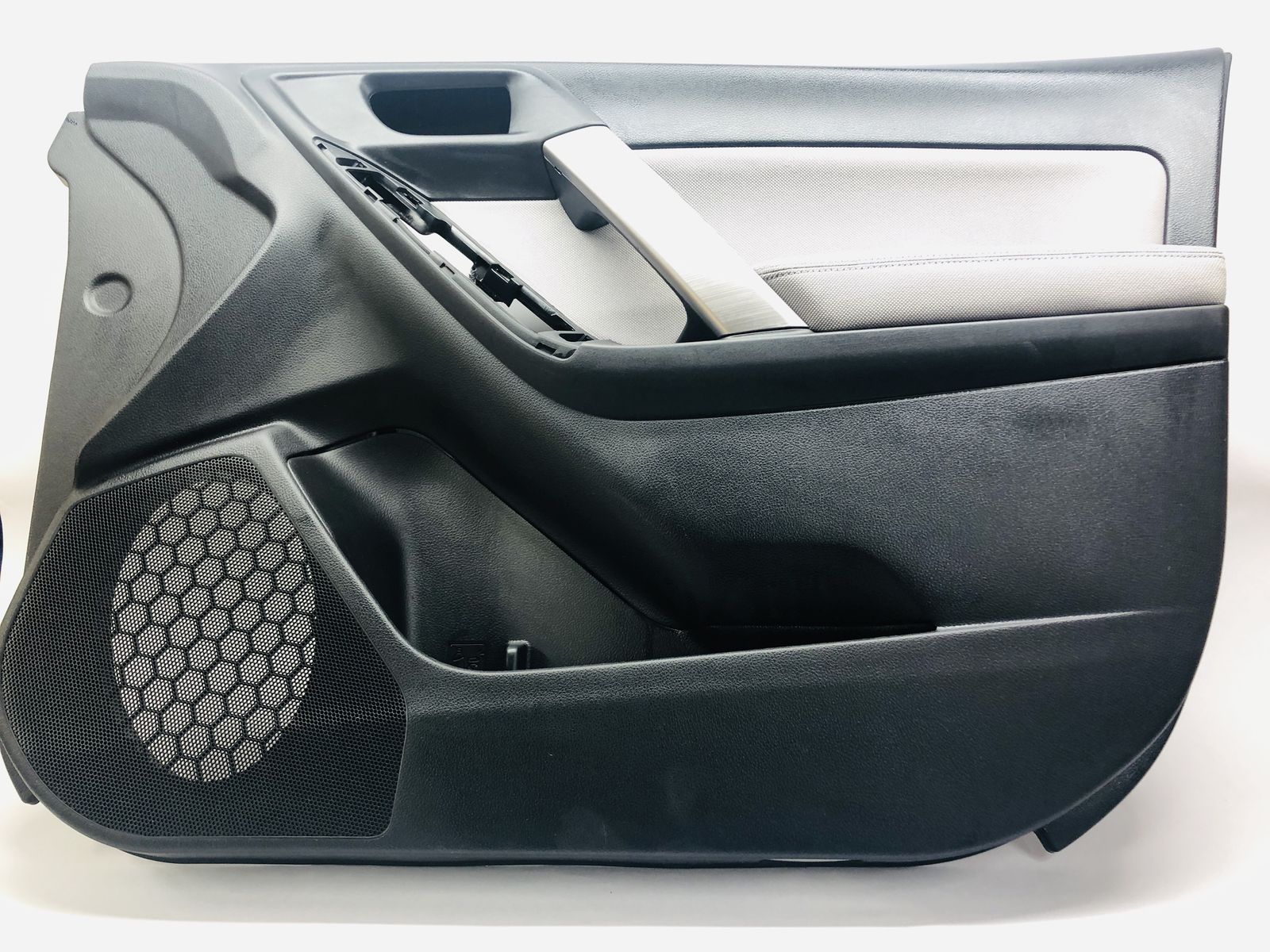 2014-2015 Subaru Forester Door  Trim Panel (Right, Front, Gray) - 94212SG040NA