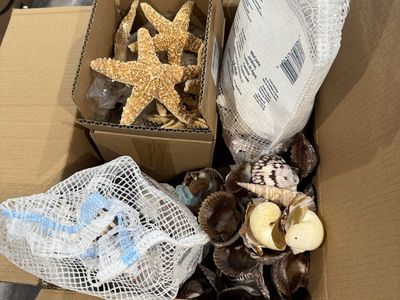 Beach theme wedding accessories