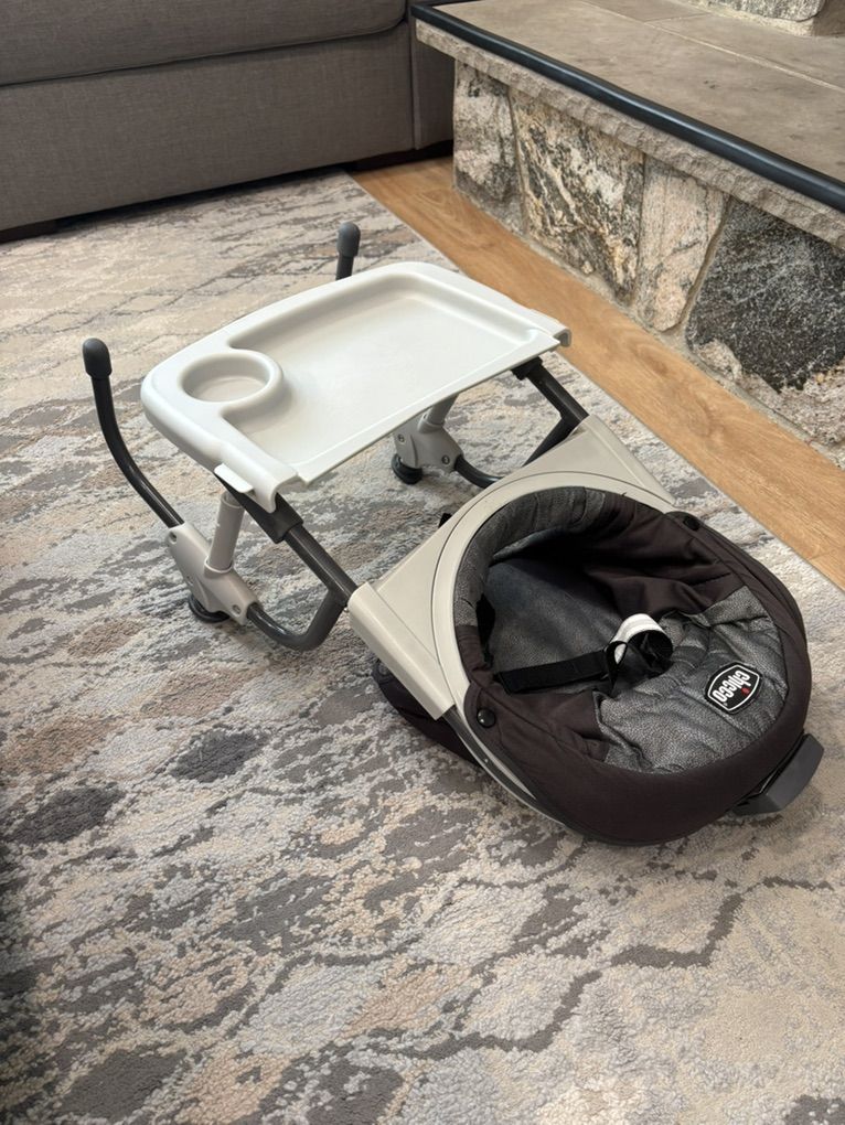 Chicco Hook-on High Chair