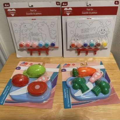 Food and paint sets for children 2+, 4+