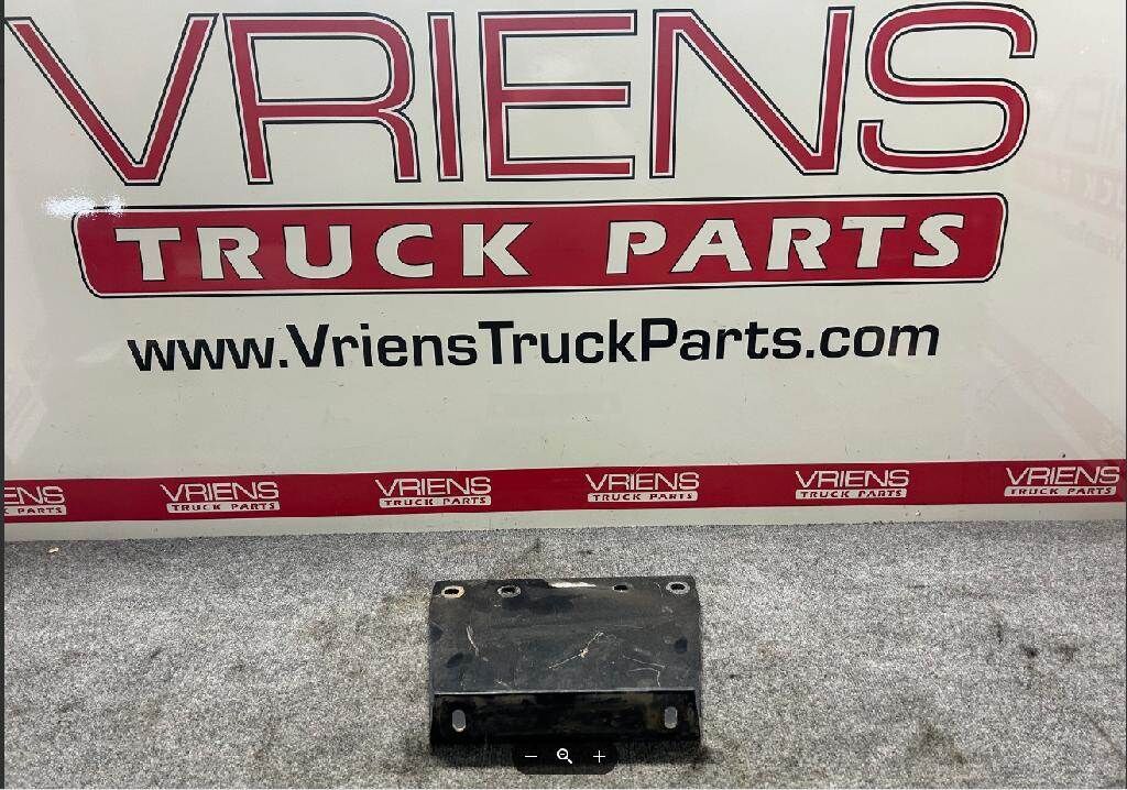 Freightliner Bracket