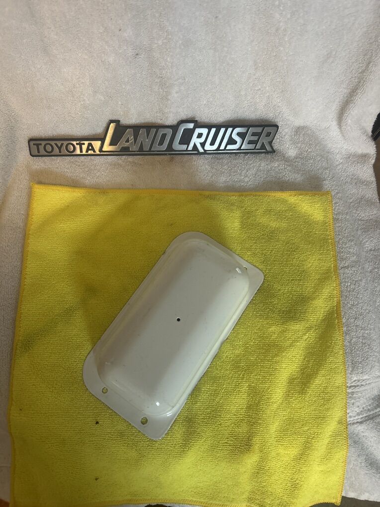 Toyota Land Cruiser 75-76 Small Wiper Covor