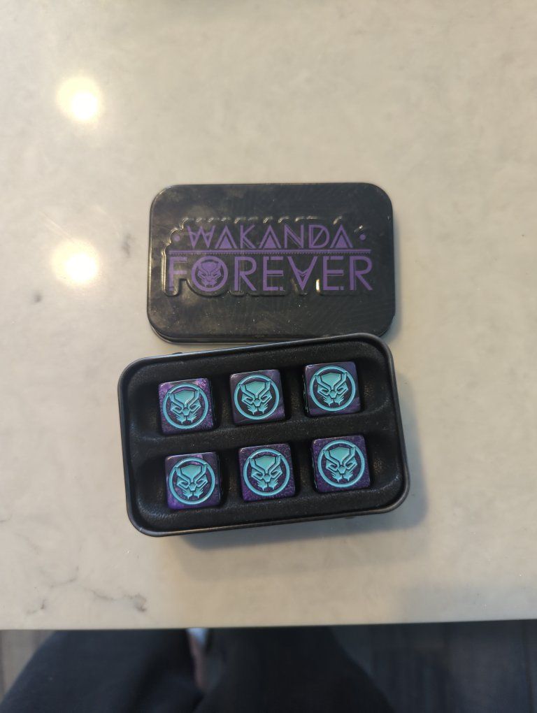 Marvel Black Panther Wakanda Forever Dice Set with Storage Tin