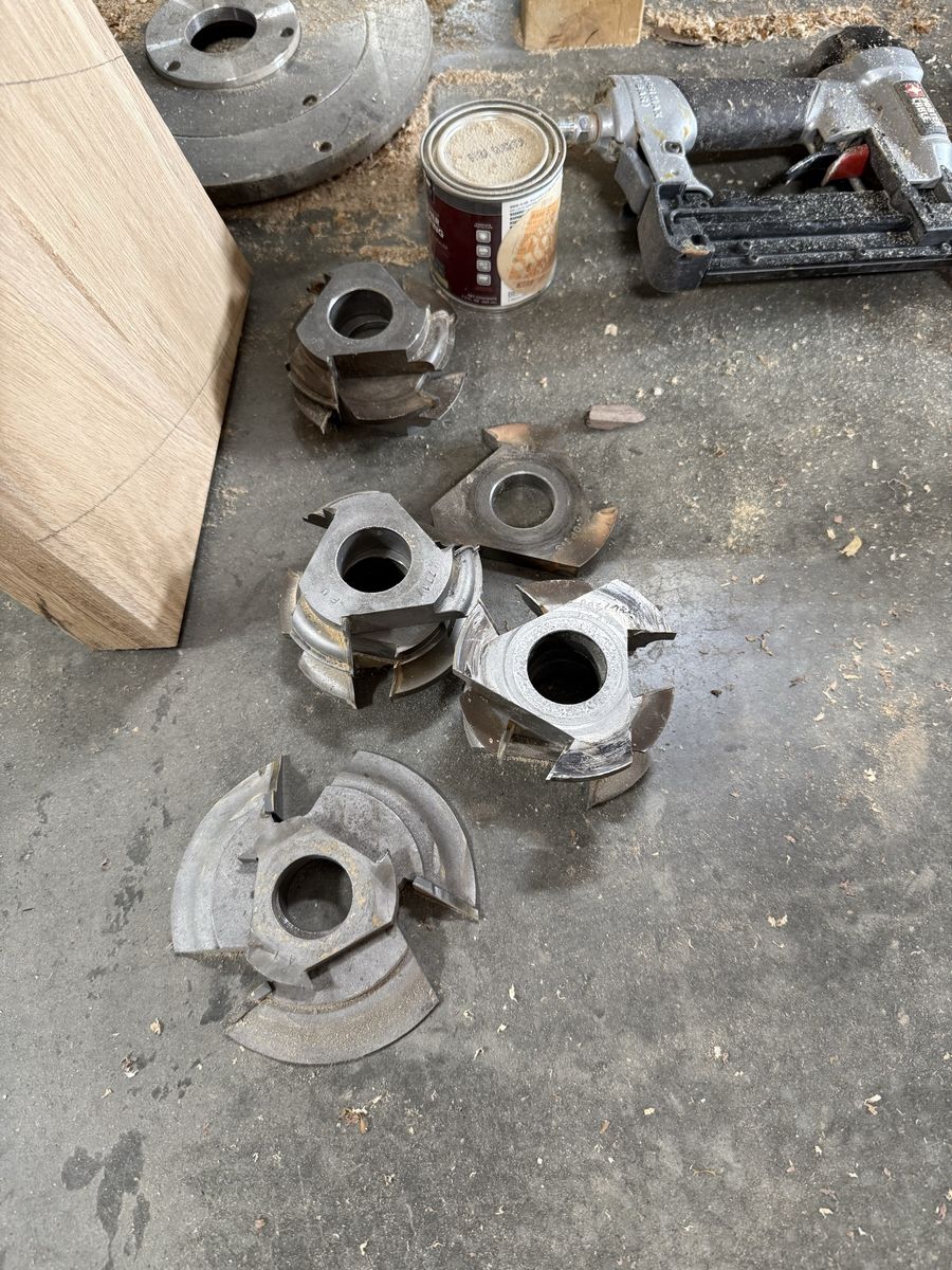 Free shaper knives