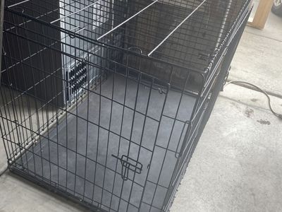 Large Black Metal Wire Dog Crate Kennel 44" x 32"