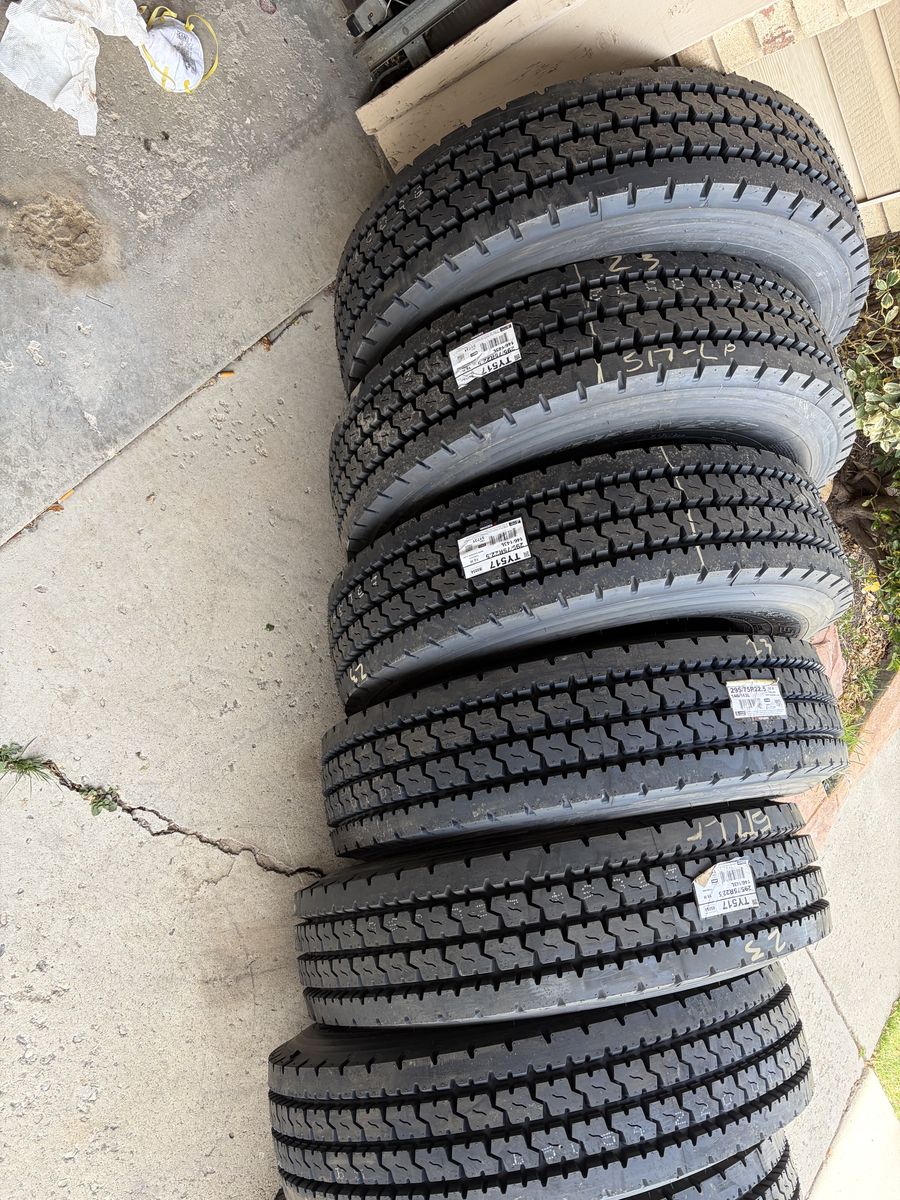 295/75r22.5