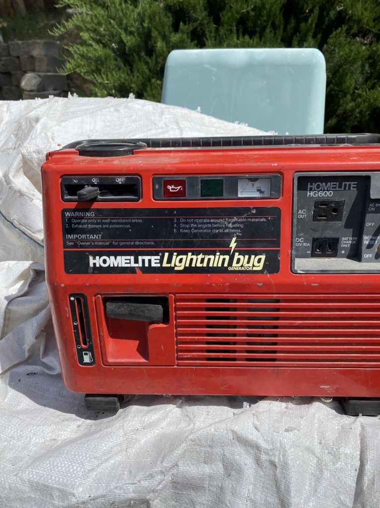 Homelite Lightning Bug XG600 Generator