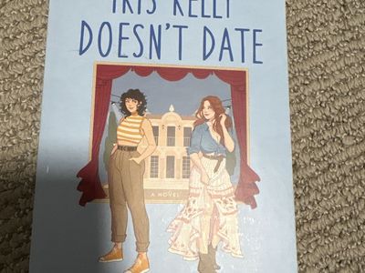Iris Kelly Doesn’t Date