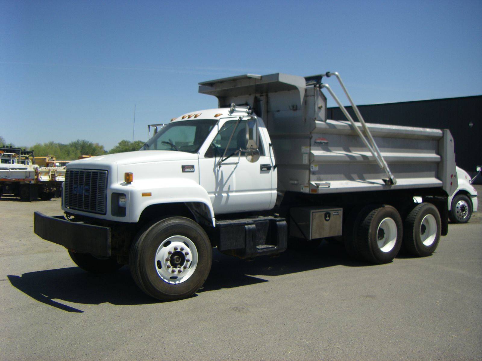 1999 GMC C8500 Tandem Dump with Stainless Steel Bed
