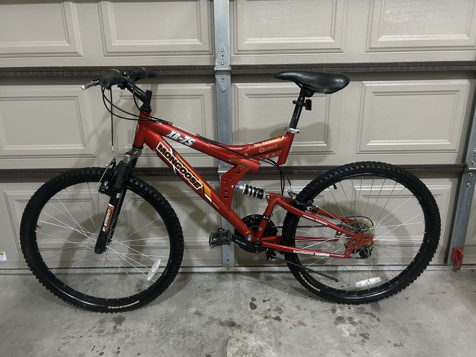 Mongoose XR-75 - Large