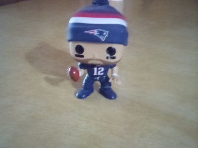 Funko Pop! NFL New England Patriots Tom Brady #12 Vinyl Figure with Knit Hat & Football