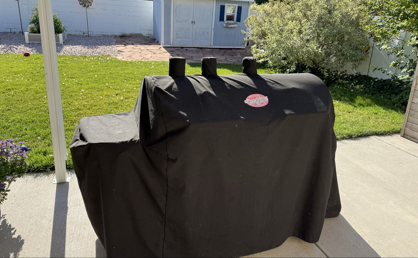 Char-Griller Professional LP Gas & Charcoal Grill with Cover