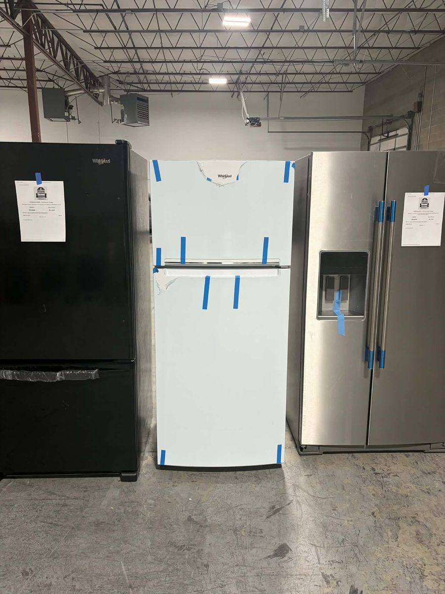 NEW WHIRLPOOL WHITE 16.6 C FT TOP FREEZER FRIDGE