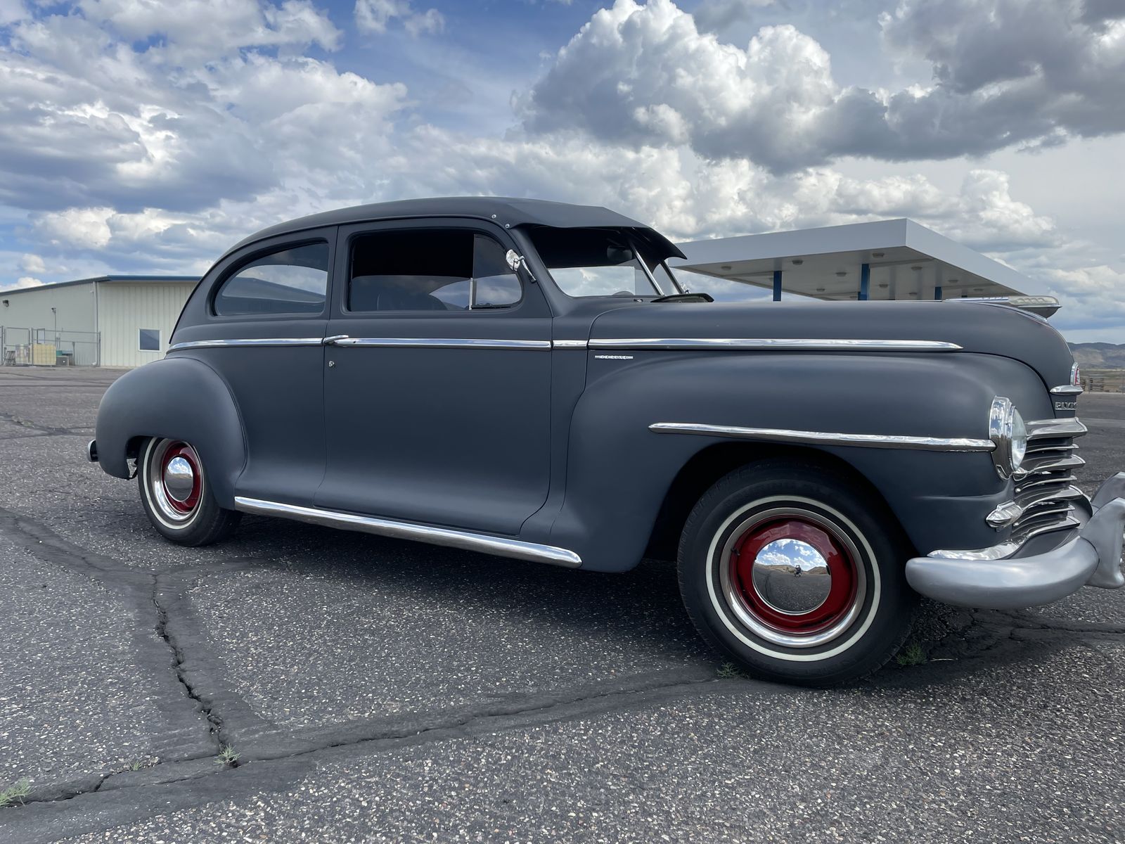 1948 Plymouth Special 