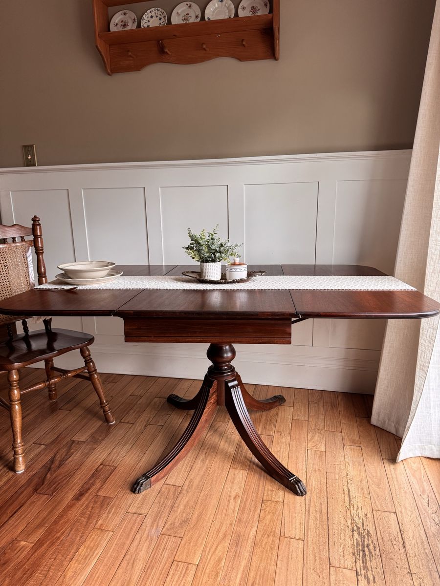 Vintage Solid Wood Mahogany Drop Leaf Dining Table