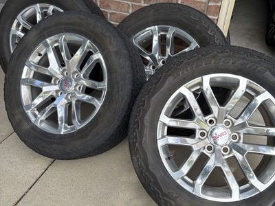 2021 GMC Sierra SLT Wheels and Tires OEM