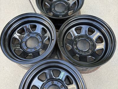 Chevy/GMC 16x8” 6 lug 8 spoke wheels.
