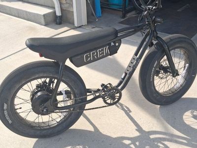 CREW Electric Bike - Black, Fat Tires, Cruiser Style