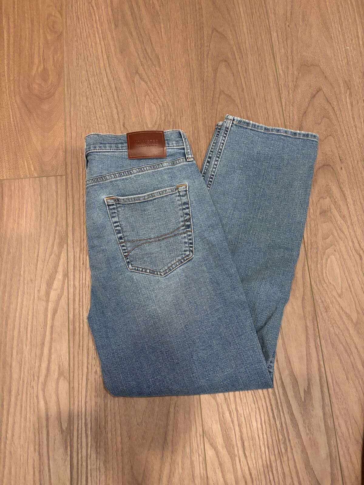 Men’s Hollister Jeans 33x32