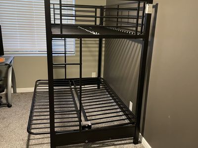 Metal bunk bed