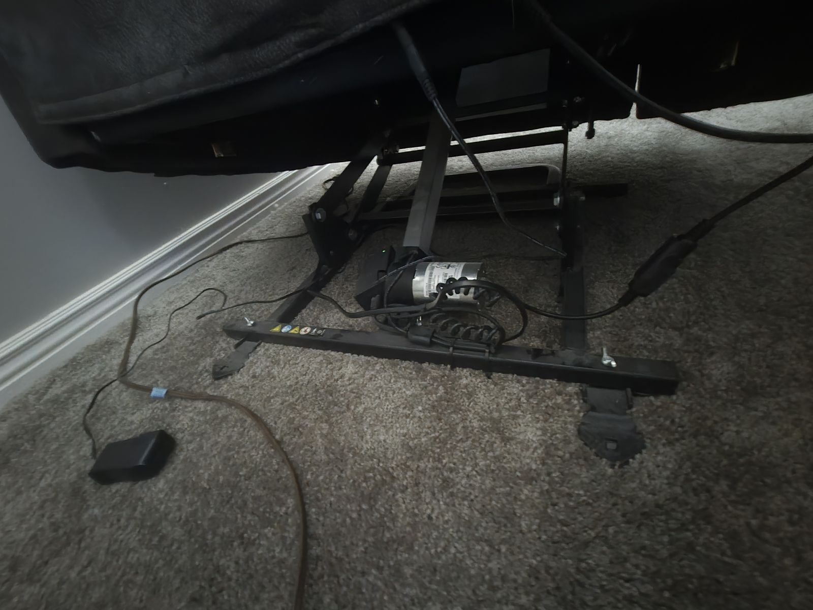 Main image 6