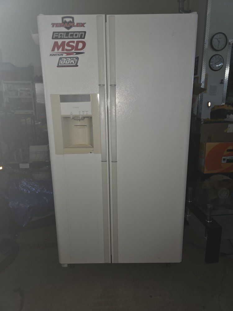 Frigidaire Gallery Side-by-Side Refrigerator with Ice Maker & Water Dispenser, White
