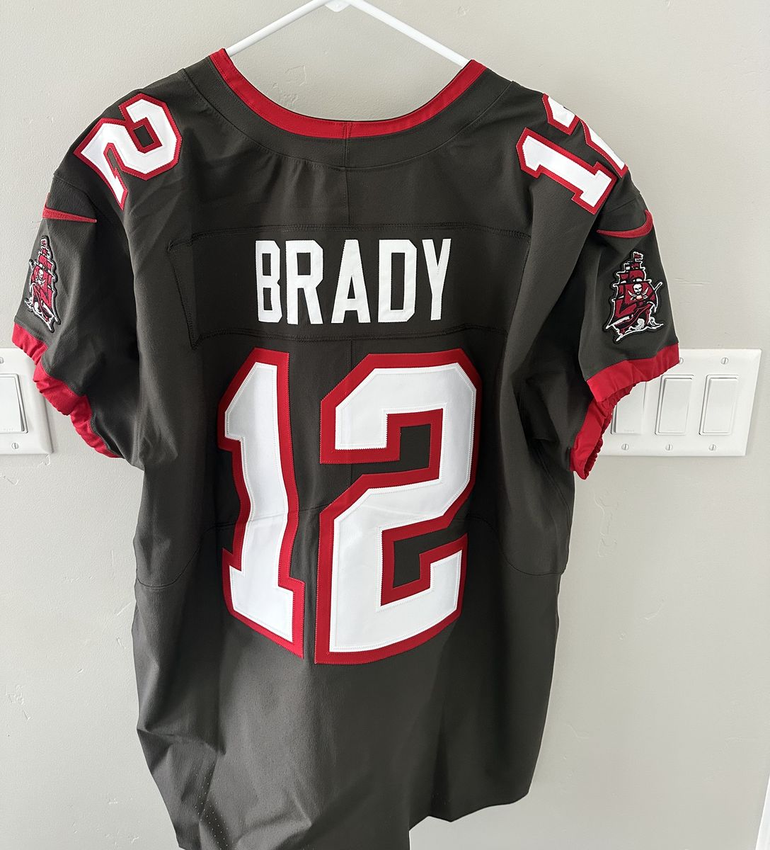 Tom Brady Tampa Bay Buccaneers Nike On-Field Jersey – Size 48 – New With Tags