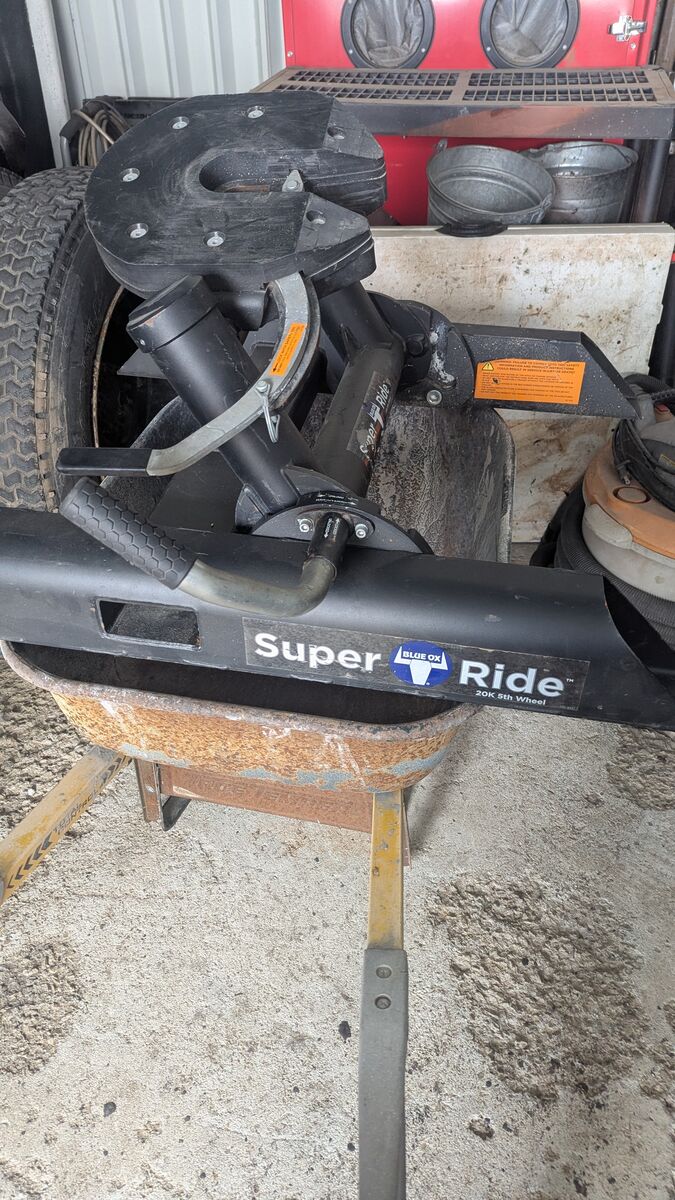 Blue Ox 5th wheel hitch 20k