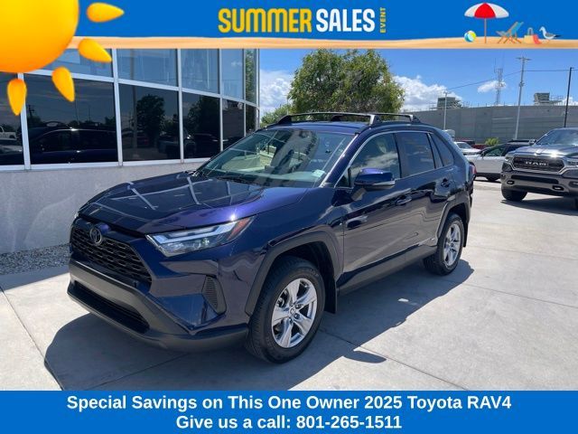 2025 Toyota RAV4 XLE