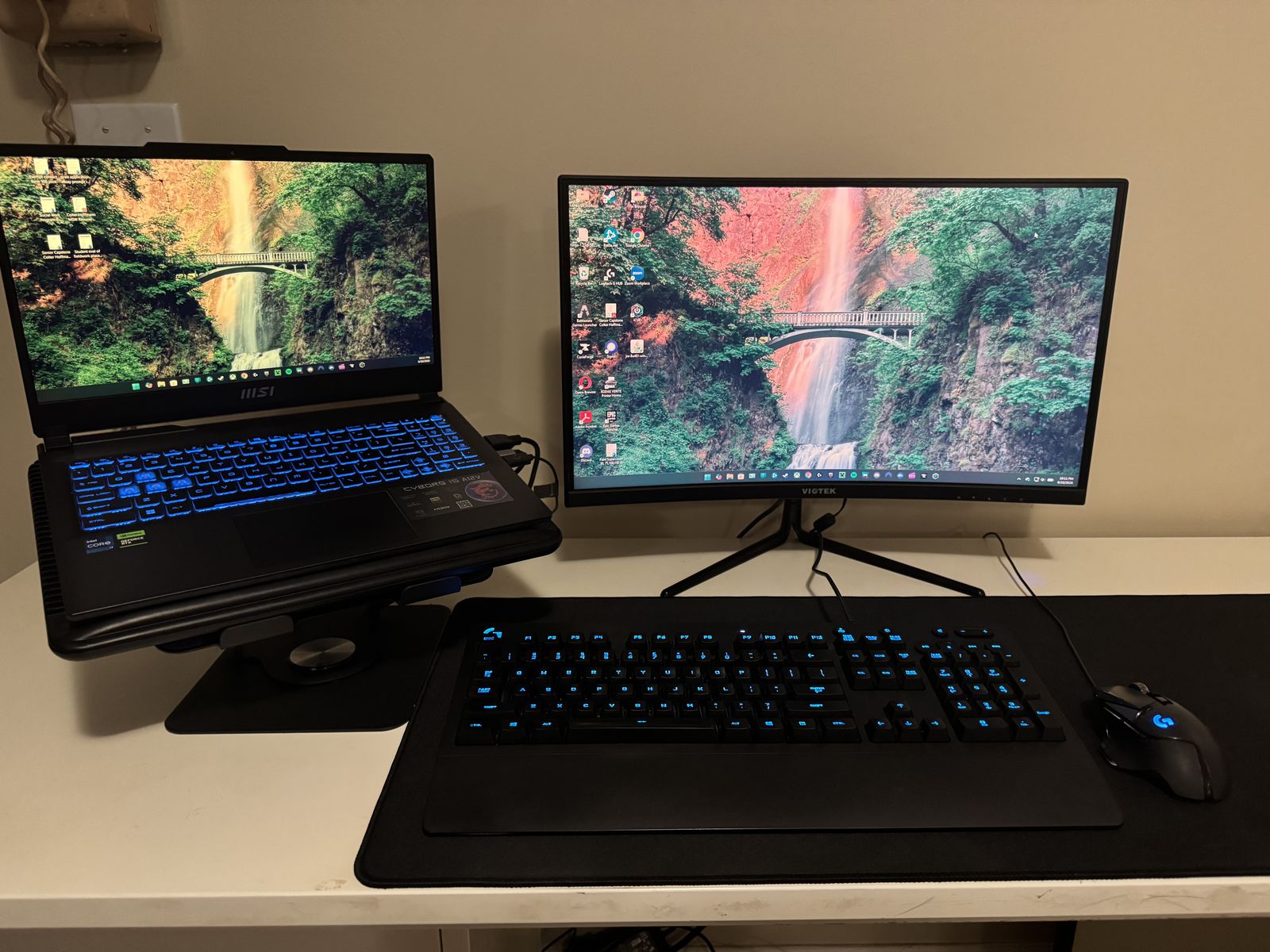 Gaming Laptop MSI Cyborg 15 A12v With Upgrades Gaming Setup Lots of Extras