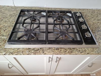 30" Wolf Gas Range