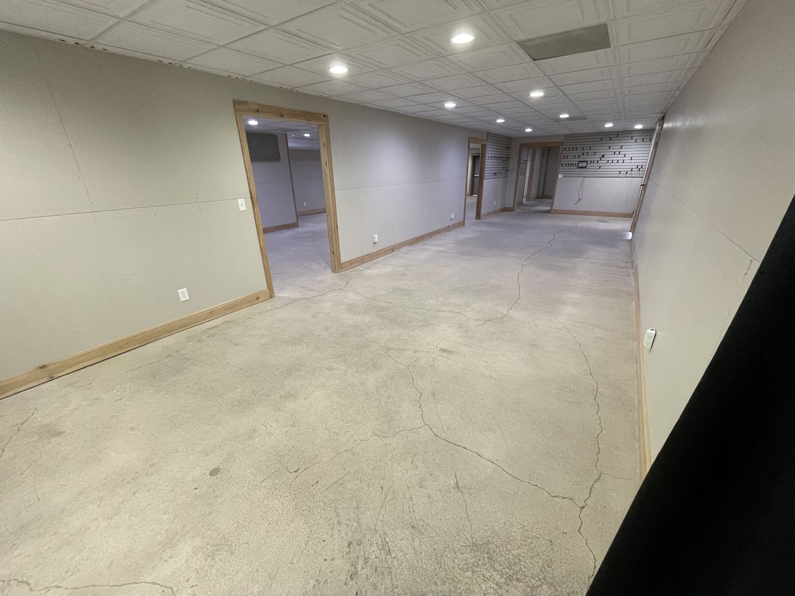 3,100 Sq. Ft. Warehouse W/ Garage & Offices for Rent - Suite 120