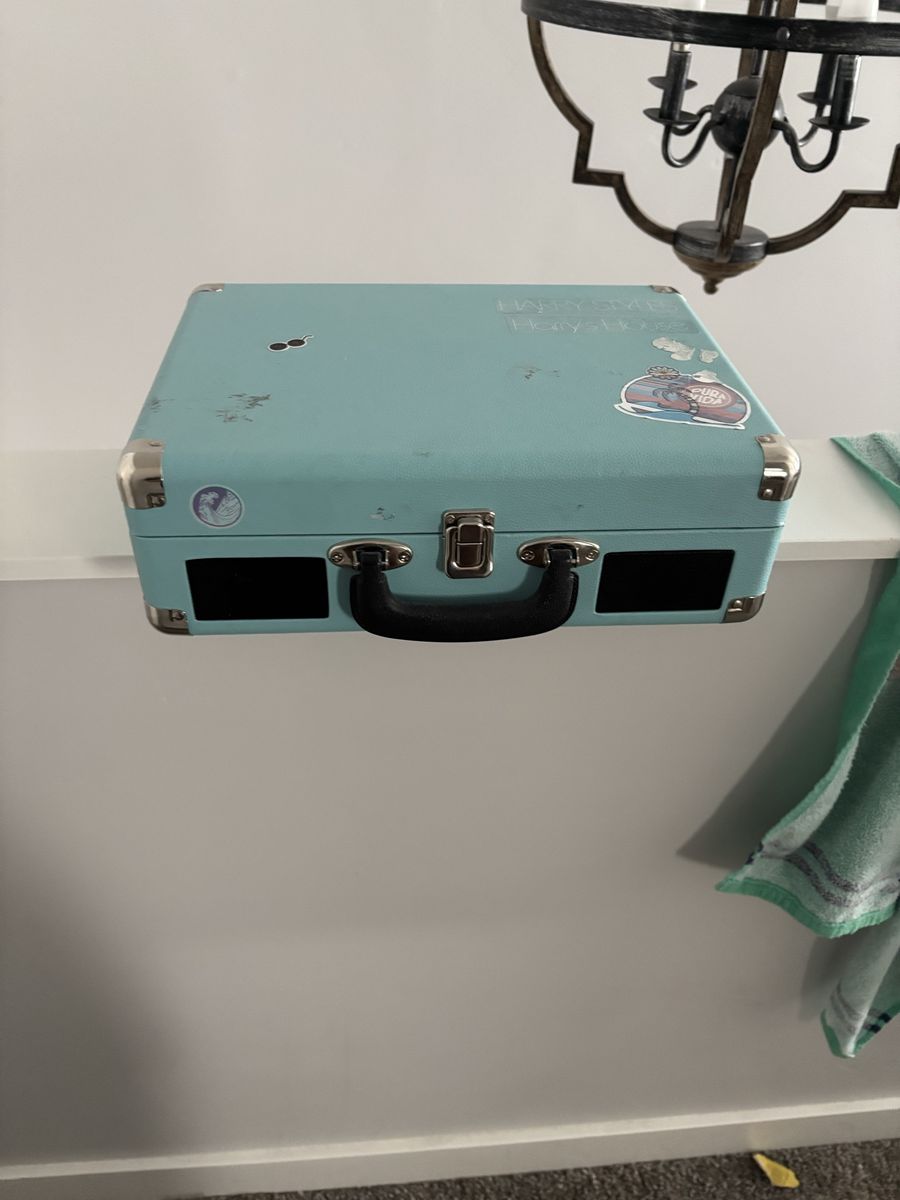 Byron Statics Portable Bluetooth Vinyl Record Player Turquoise