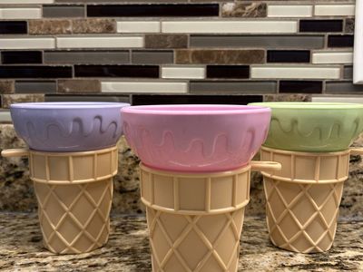 Avon Vintage Ice Cream Cups
