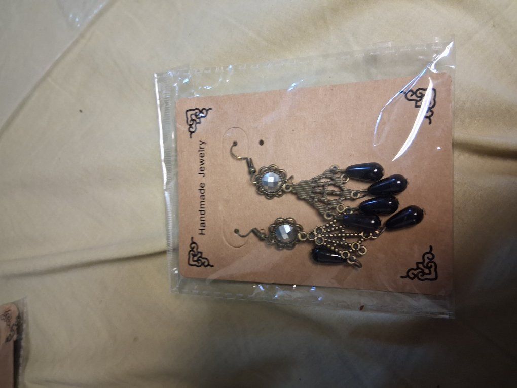 New fancy jewelry pack (black style) 3 pack