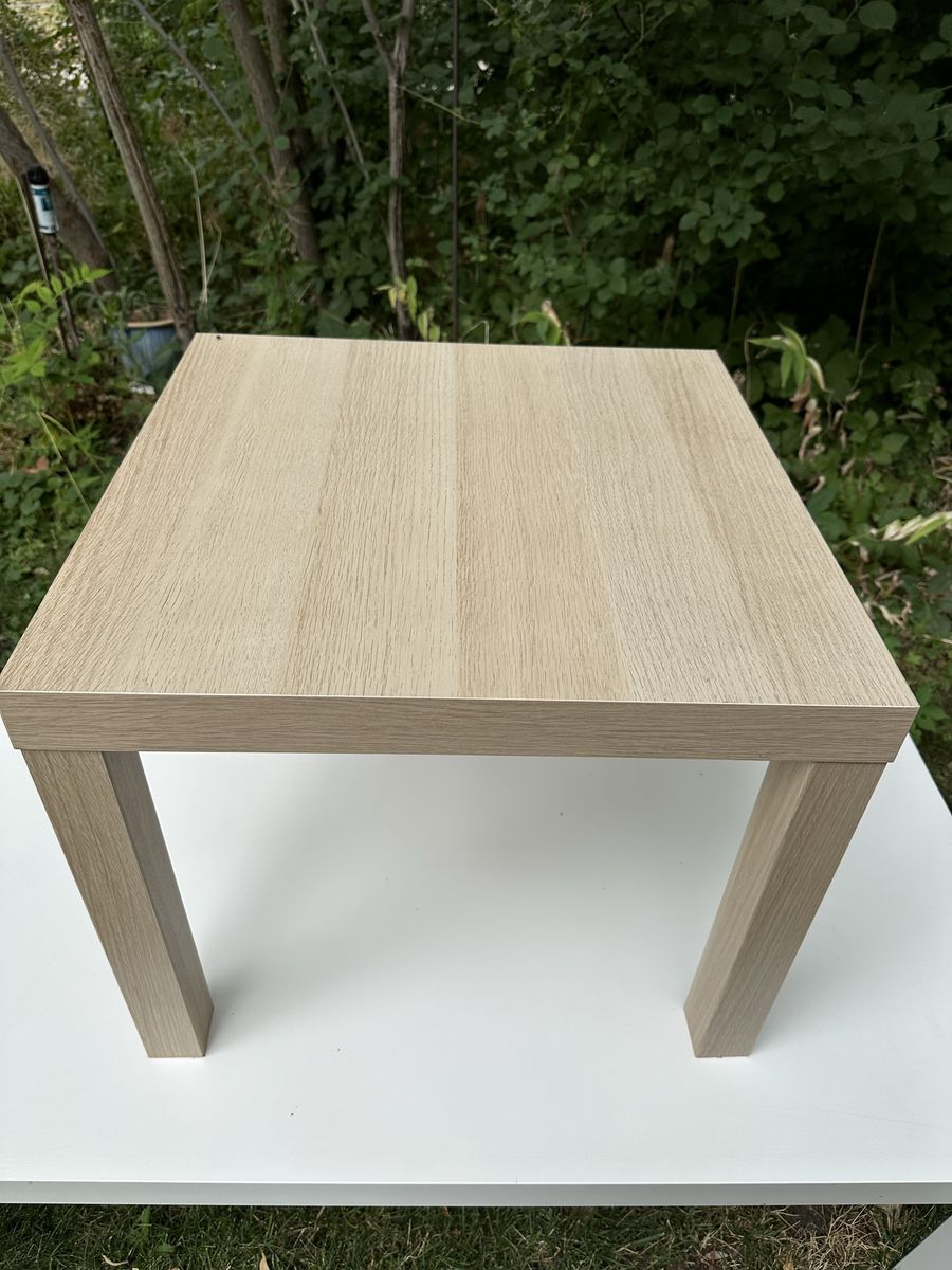 Light Oak Wood Grain Square Side Table / End Table