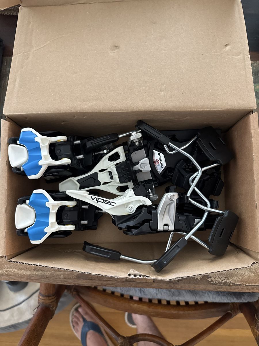 Fritschi Vipec 12 Ski Bindings - Black/White/Blue
